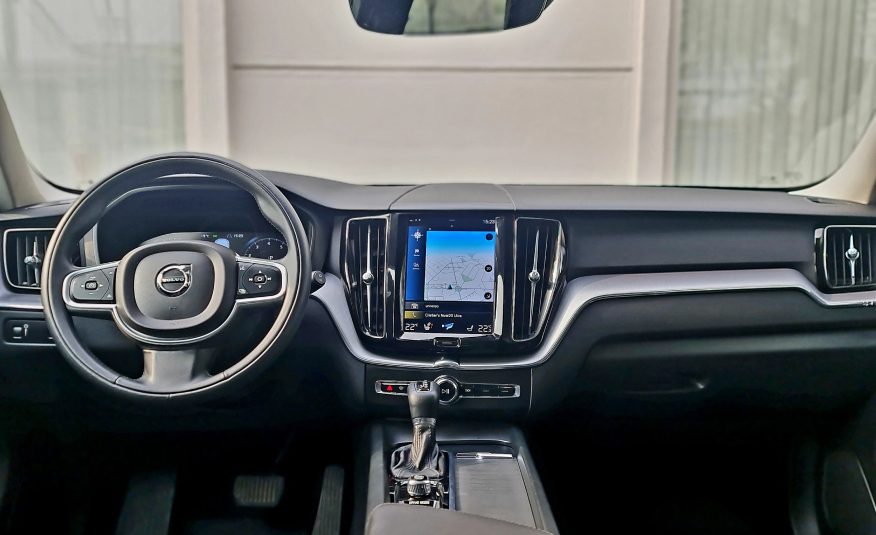 2021 Volvo XC60 2.0 T5 Momentum Auto 4WD